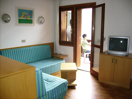 Gallery view 3